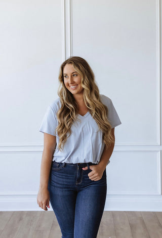 V NECK BUBBLE TEE - CLOSEOUT